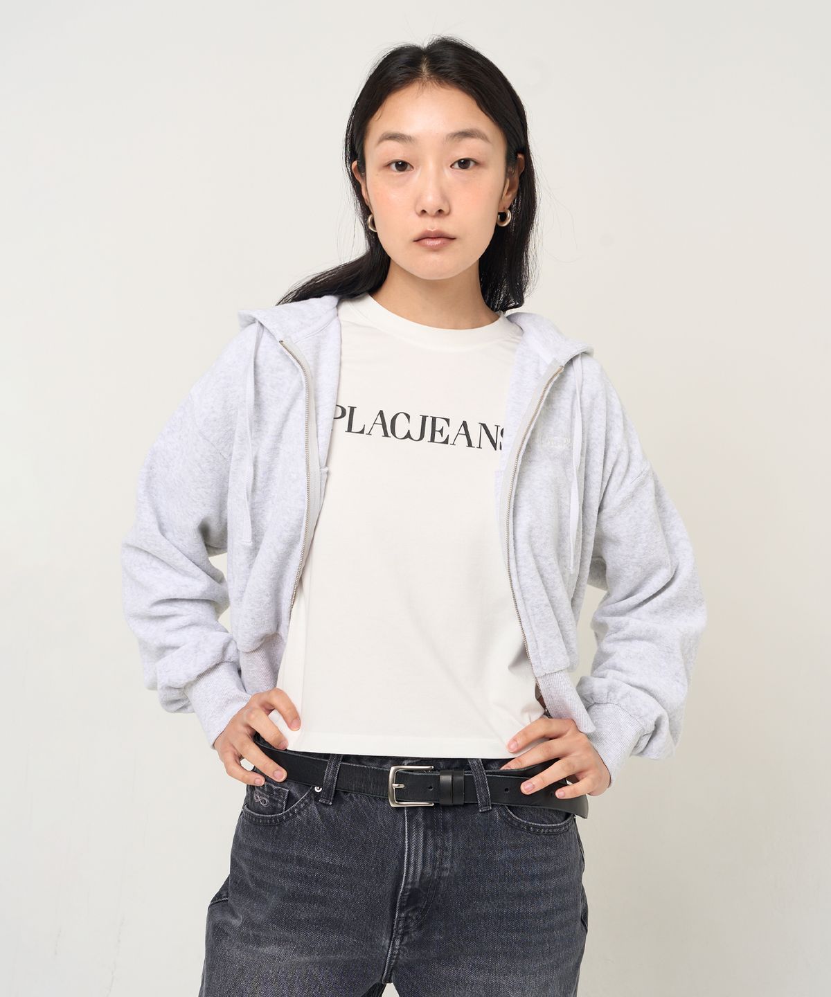 플랙 우먼(PLAC WOMEN) 플랙 로고 후디 집업 멜란지 그레이