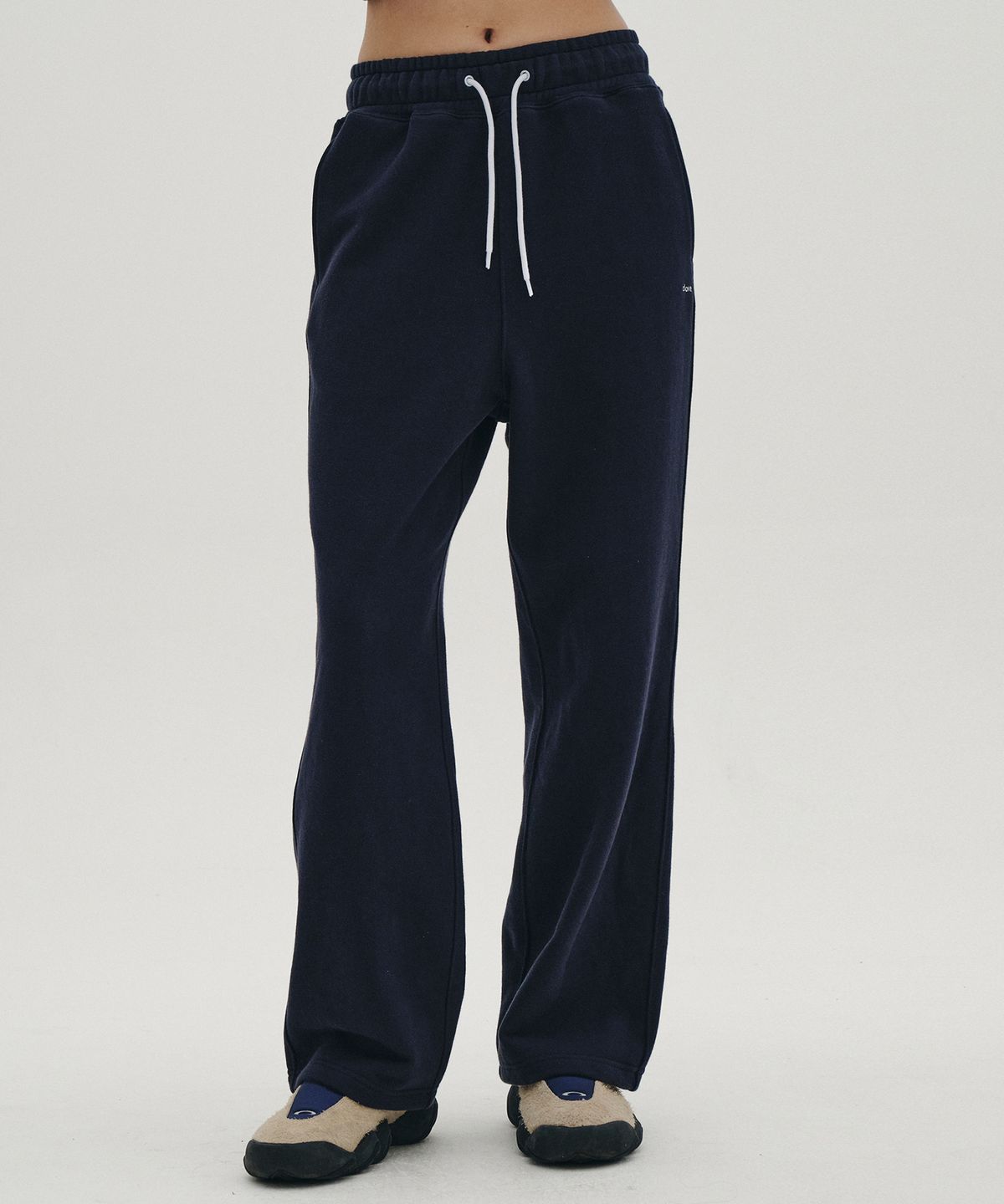 클로브(CLOVE) [23SS clove] New Active Straight Sweat Pants_Women (Dark Navy)