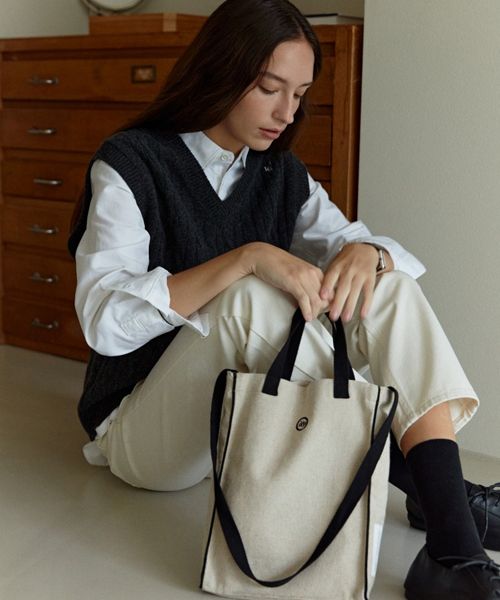 ◇depound◇ biscuit bag black (M) Designer fashion, Seoul-fully created | W Concept