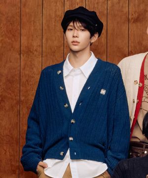 [라이즈PICK] 파로 오버 사이즈 부클 가디건 네이비 피오니