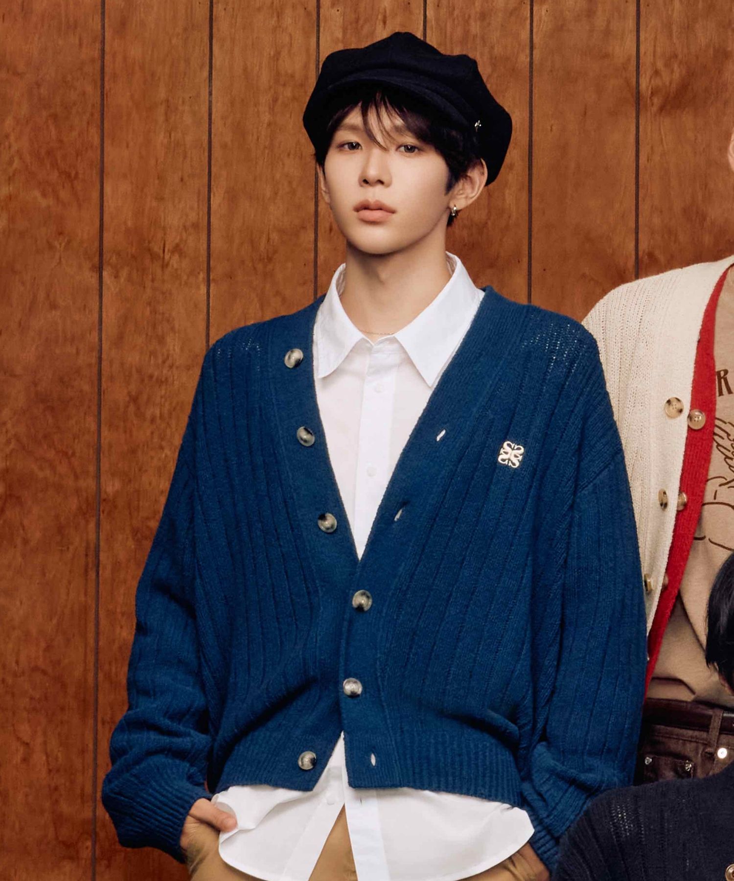 【SATUR】カーディガンFARO POCKET BOUCLE CARDIGAN ☆SATUR☆Faro Over Size Boucle Cardigan (SATUR/カーディガン