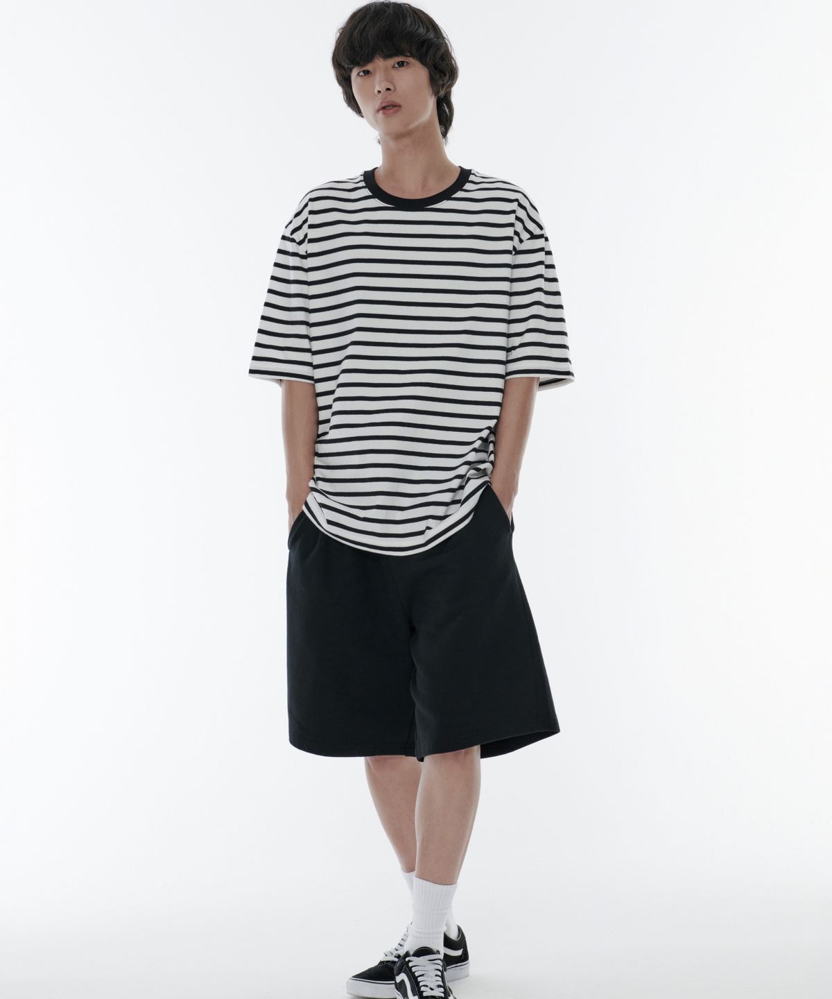 무신사 스탠다드(MUSINSA STANDARD) 바스켓볼 스웨트 쇼츠 [블랙]