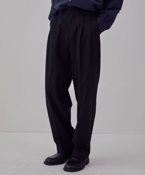 네이트 울 블랜디드 투턱 세미와이드 팬츠 블랙