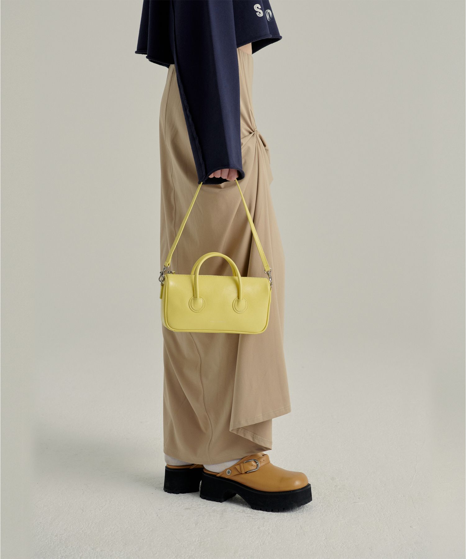 ☆MARGE SHERWOOD☆ ZIPPER SMALL lemon crinkle MUSINSA | MARGESHERWOOD ZIPPER SMALL - lemon crinkle