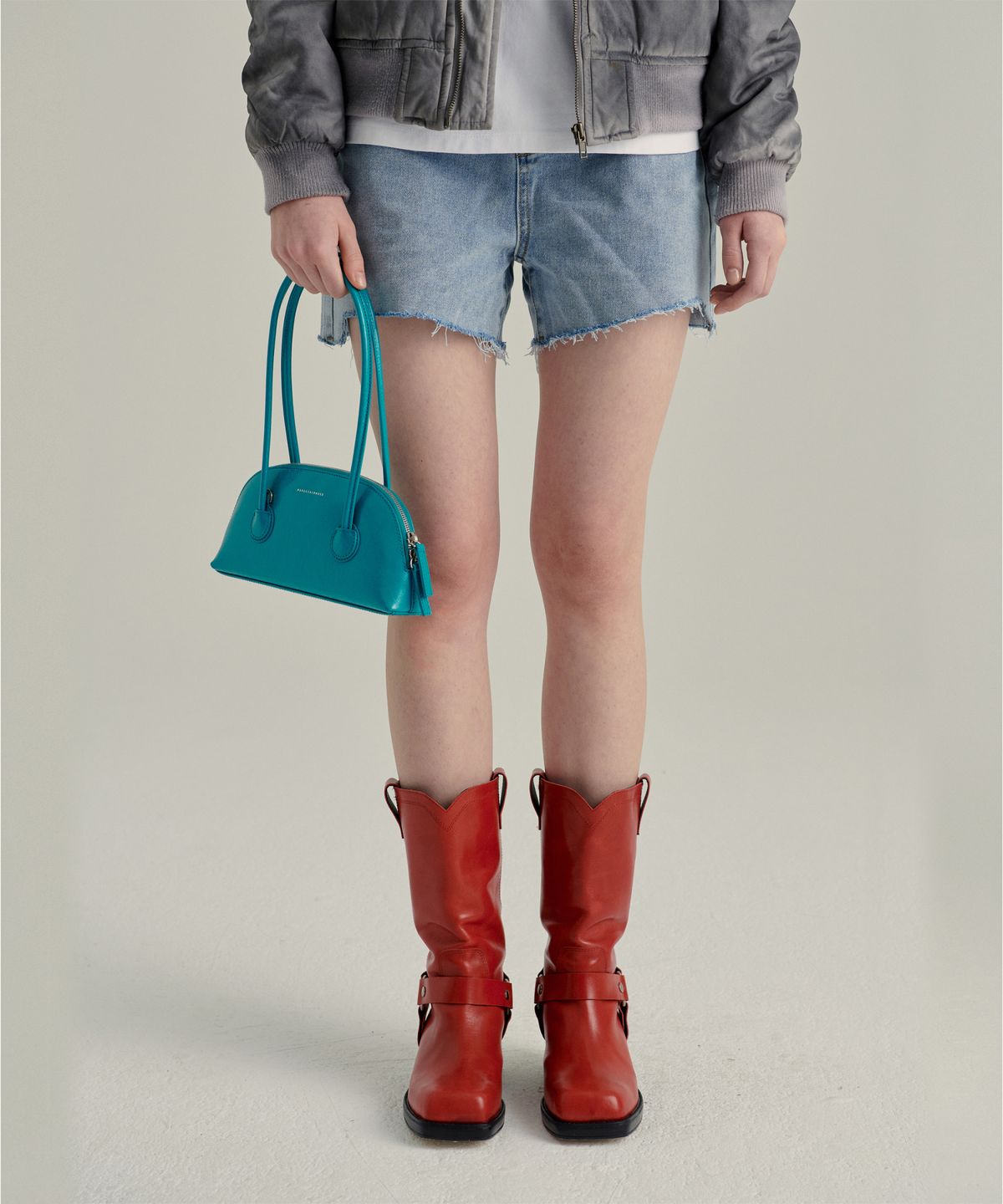 마지셔우드(MARGESHERWOOD) BESSETTE SHOULDER + STRAP - peacock green crinkle