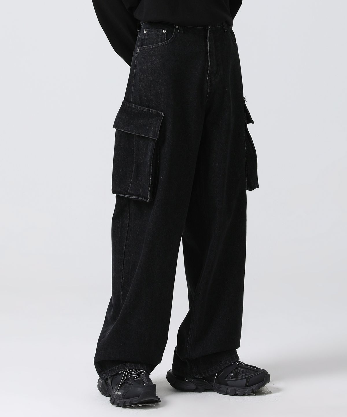 어반드레스(AVANDRESS) real wide cargo pants BLACK