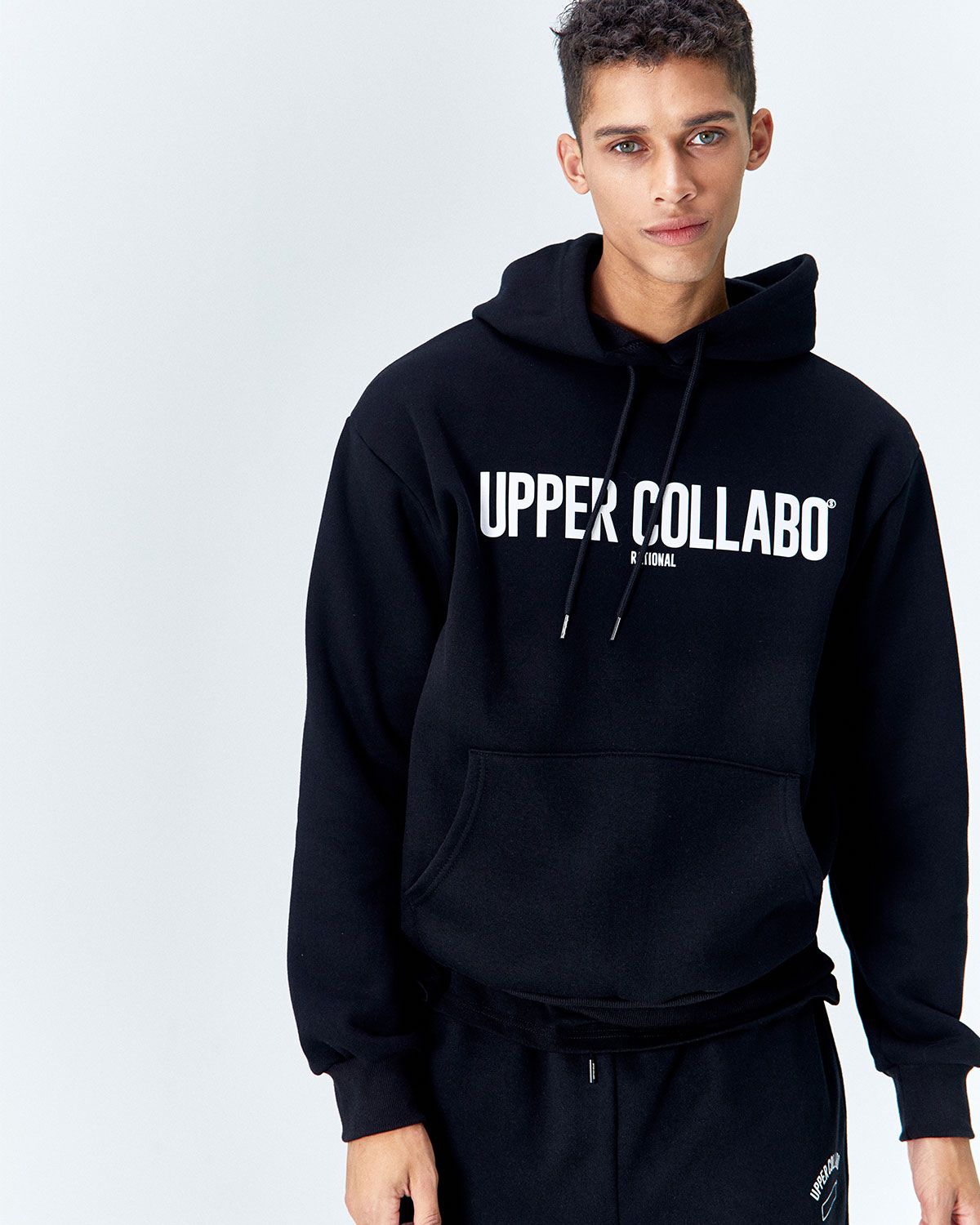 어퍼콜라보(UPPERCOLLABO) 래셔널 기모 후디 블랙