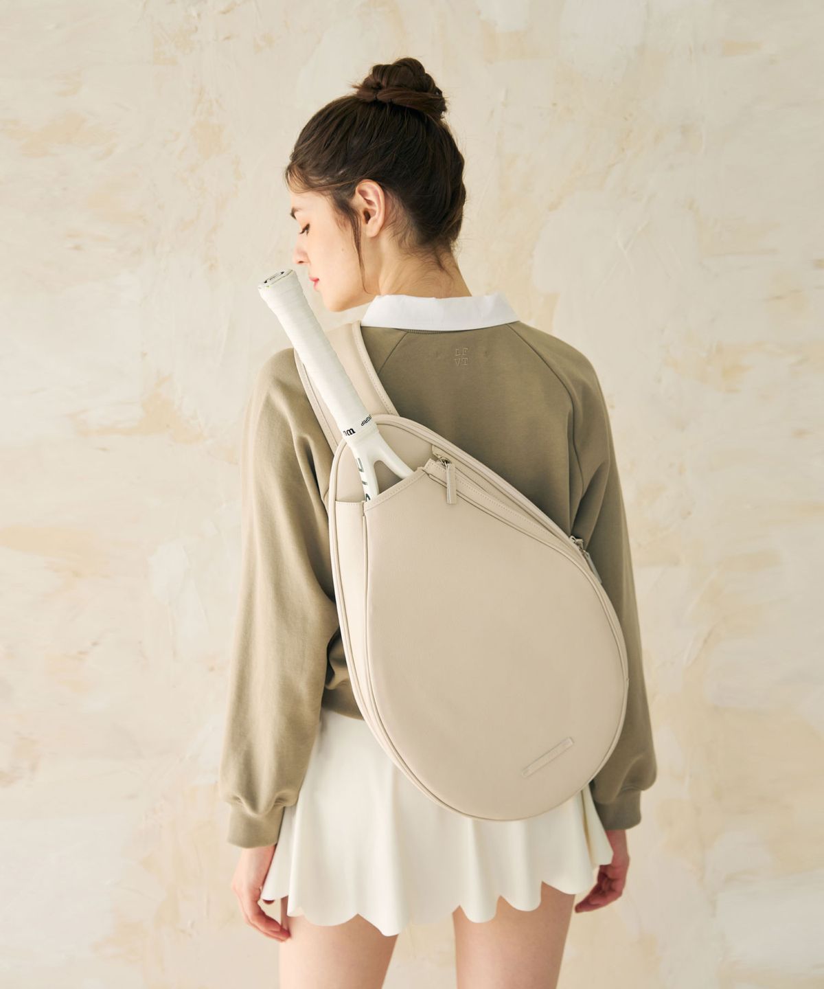 러브포티(LOVEFORTY) LEATHER RACKET BAG