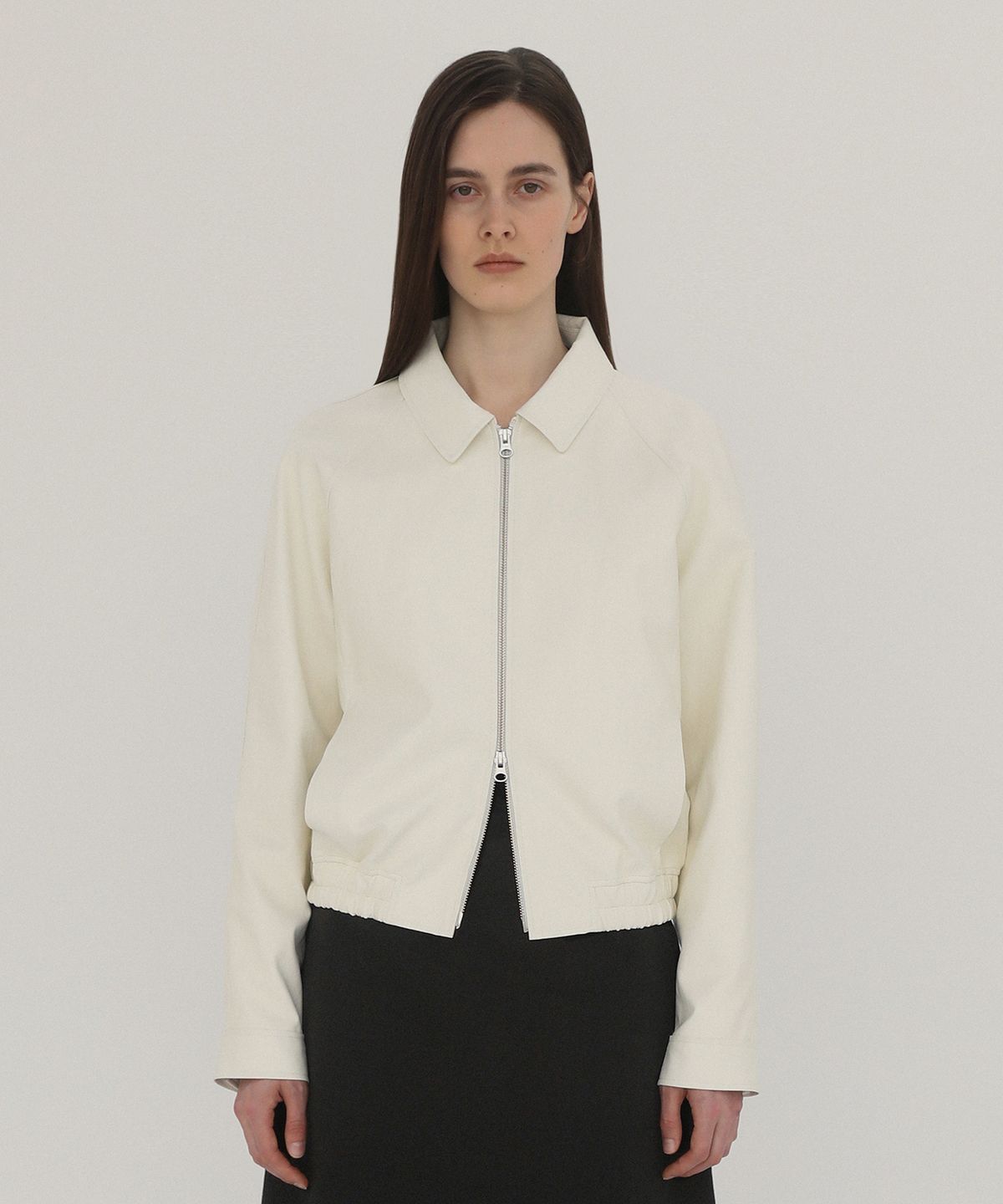 르바(LEVAR) Faux Leather Crop Blouson - White