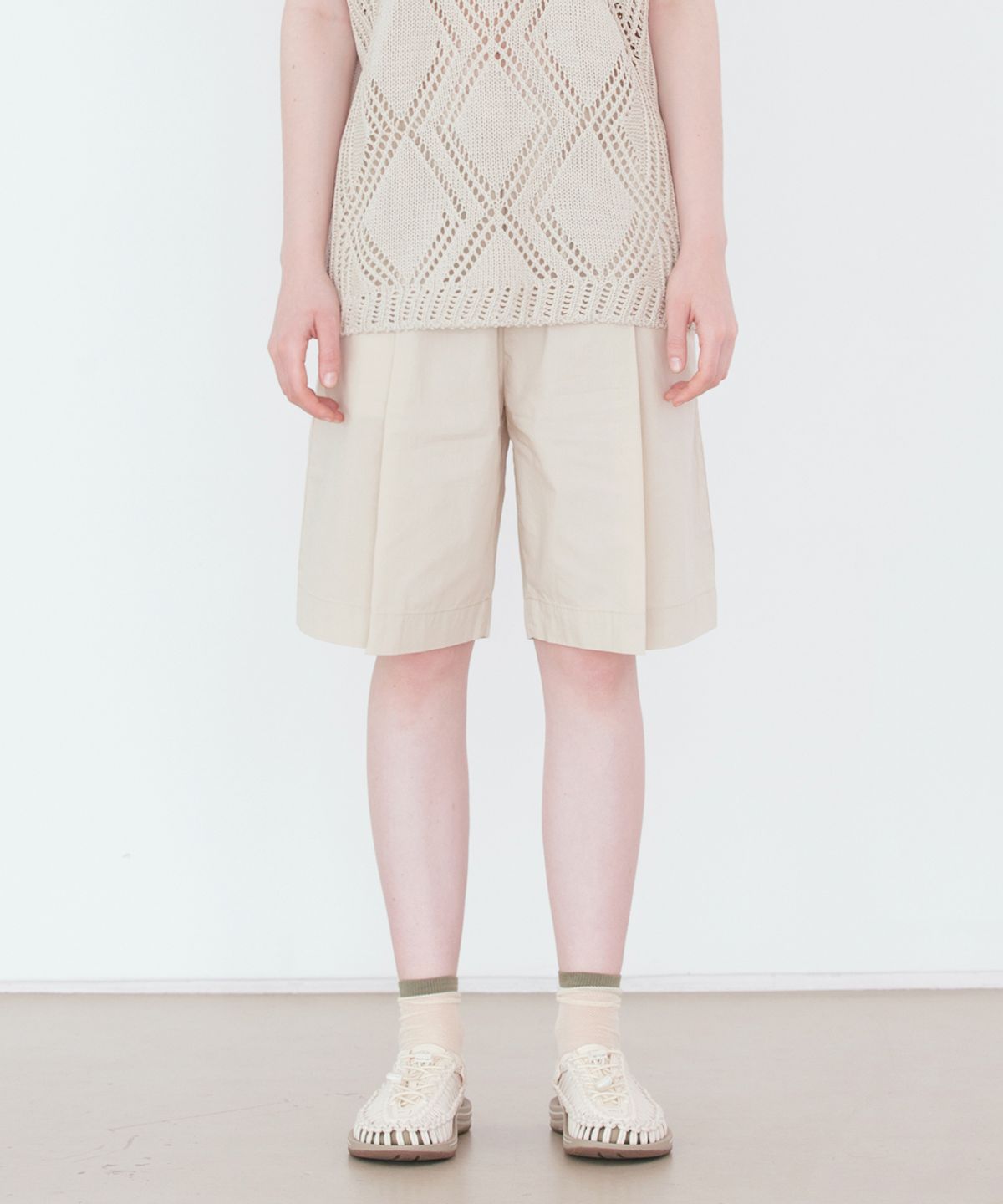 빅유니온(BIG UNION) WIDE PINTUCK SHORTS / BEIGE
