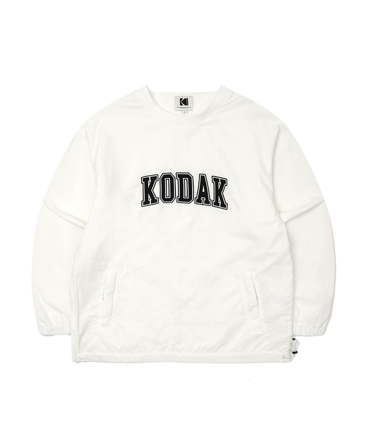 코닥(KODAK) 에센셜 워딩로고 우븐 맨투맨 WHITE