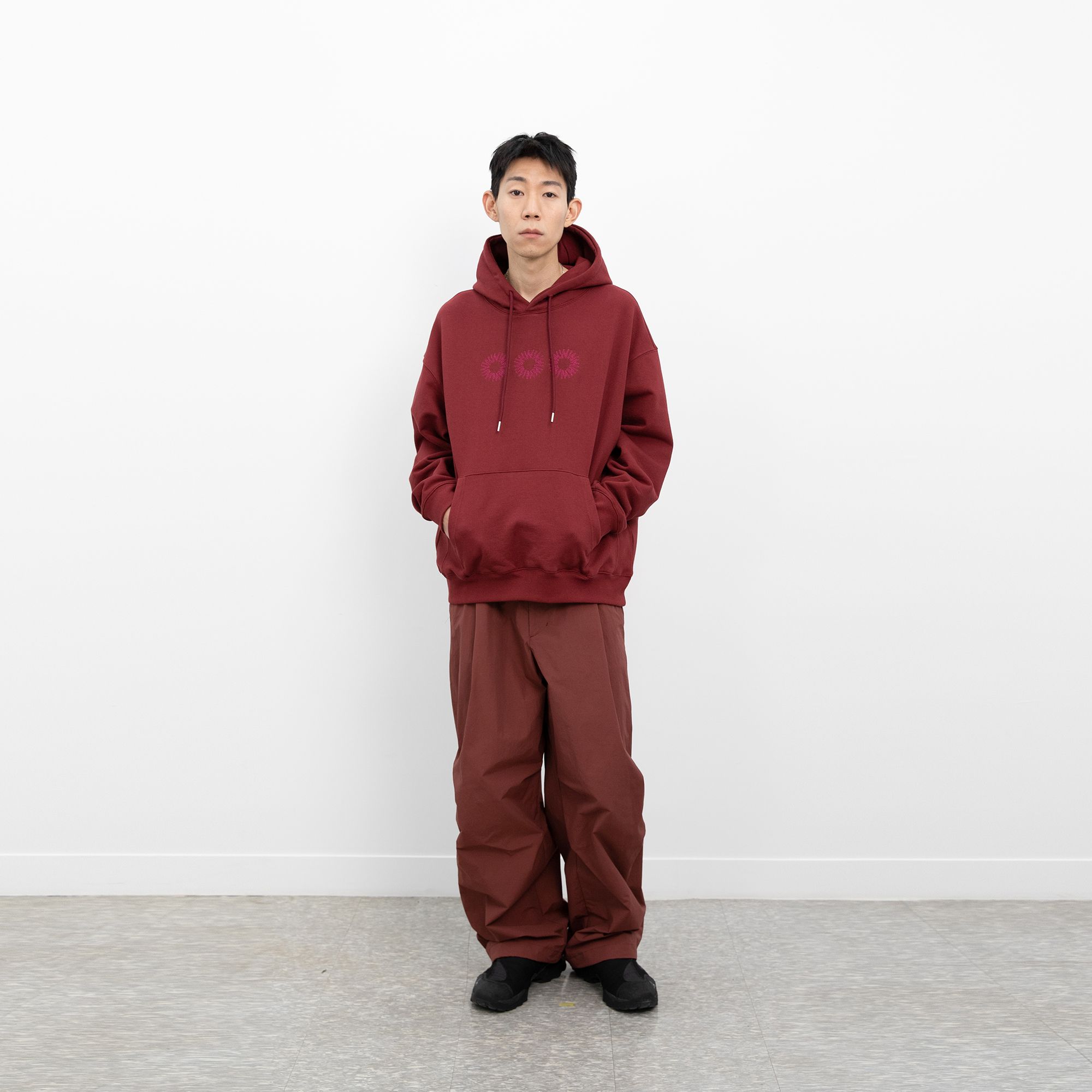 MUSINSA | 999HUMANITY Everyday Logo Hoodie (Burgundy)