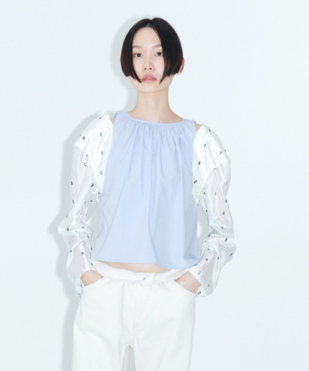 래코드(RECODE) [여성] Lining sleeve shoudet cutting top _RQTAS22597BUL