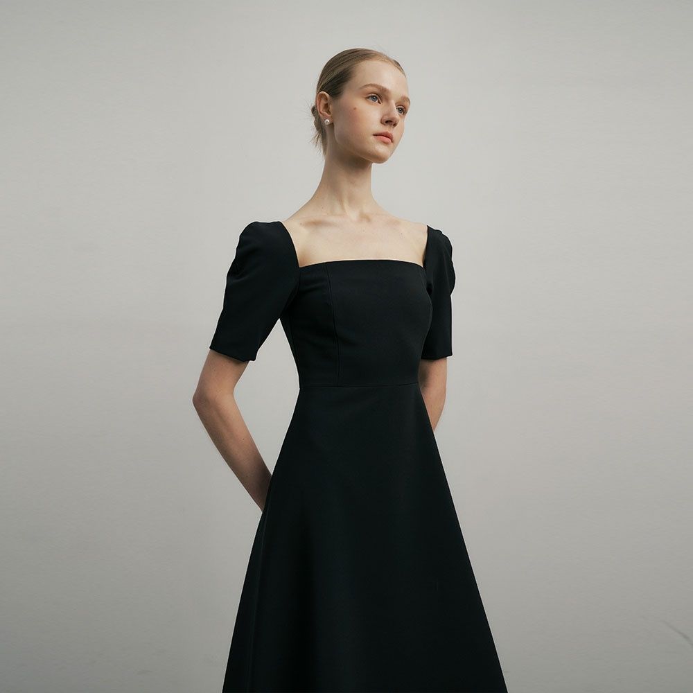 MUSINSA公式 | LUCIR ZU Classic Square One piece (black)