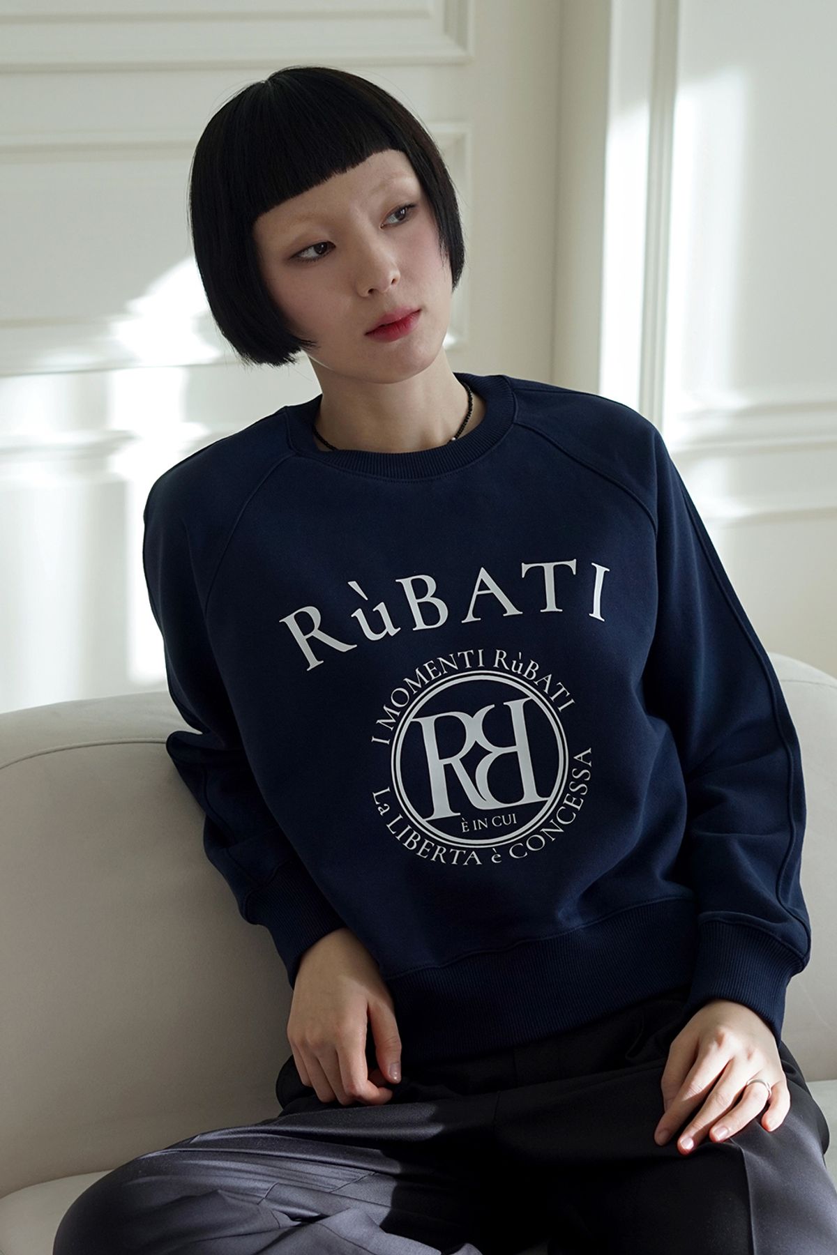 루바티(RUBATI) Arc Rùbati Sweatshirt (NAVY)