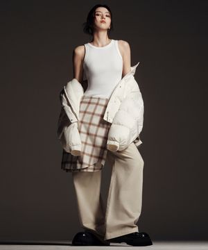 [한소희 PICK] 우먼즈 에센셜 탱크 탑 [화이트]