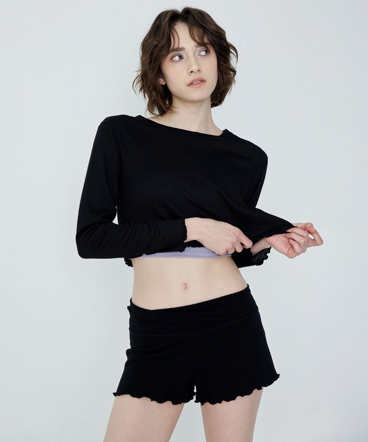 데비웨어(DEVIWEAR) 여성 요가복 DEVI-B0061-블랙 필라테스 비비아나 골지 쇼츠