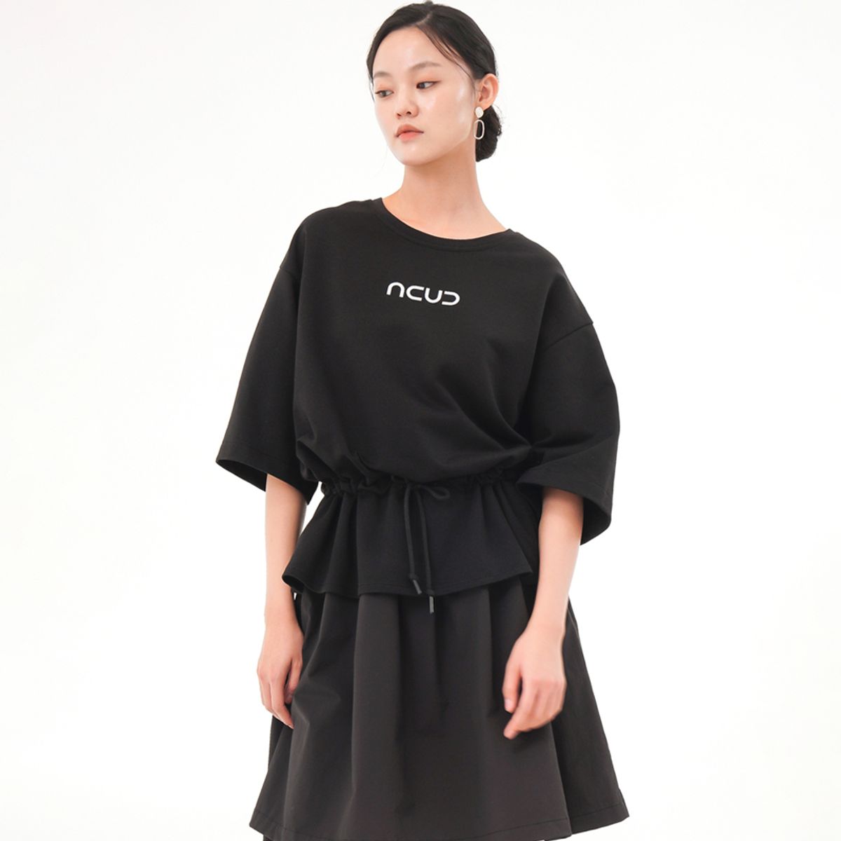 아쿠드(ACUD) Half Sleeve Logo Dress _Black