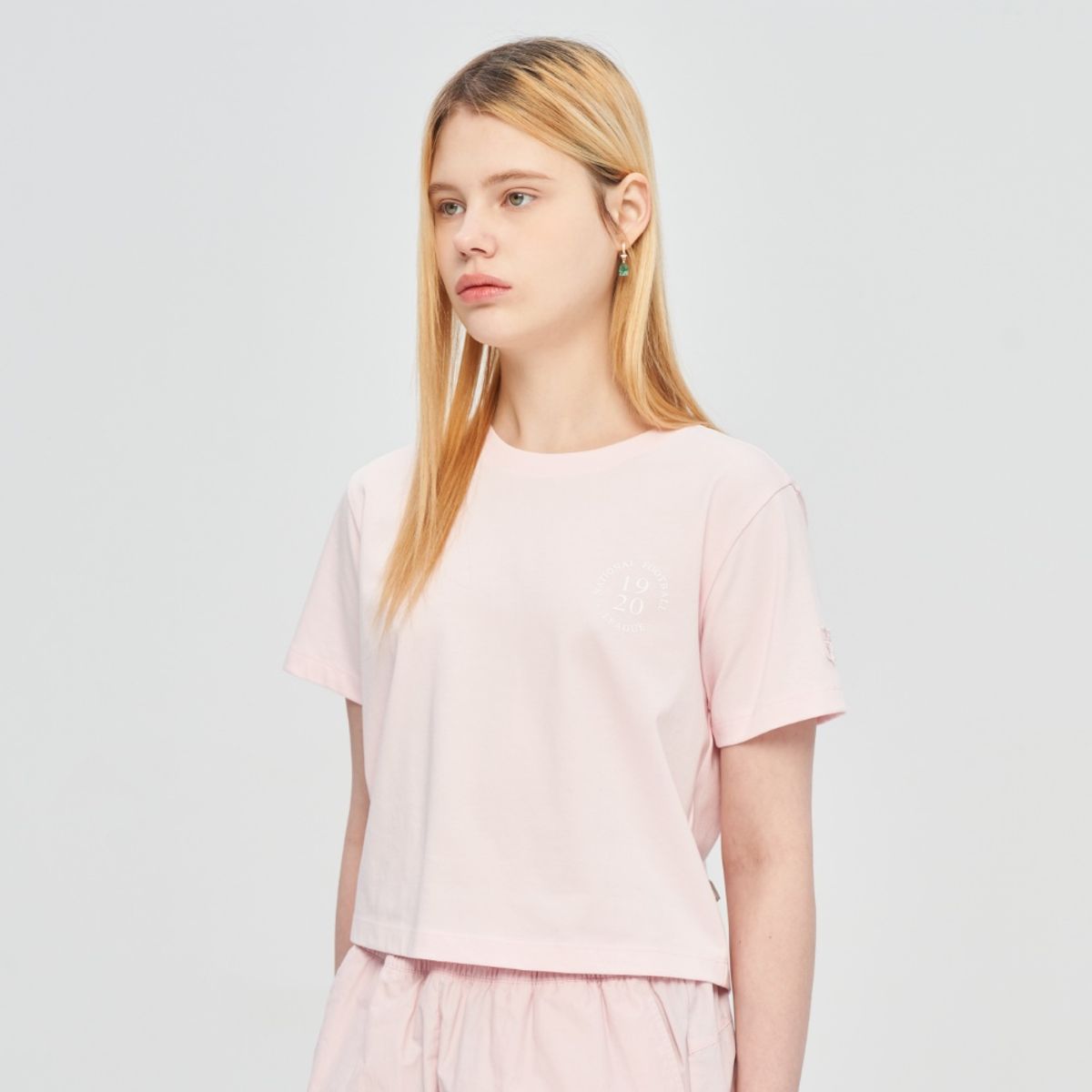 엔에프엘(NFL) F232WTS621 우먼스 슬롯 크롭 티셔츠 1 PINK
