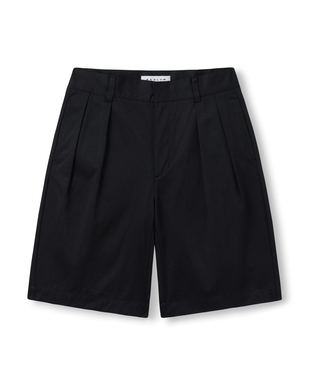 비슬로우(BESLOW) WIDE FIT TWO TUCK SHORTS BLACK