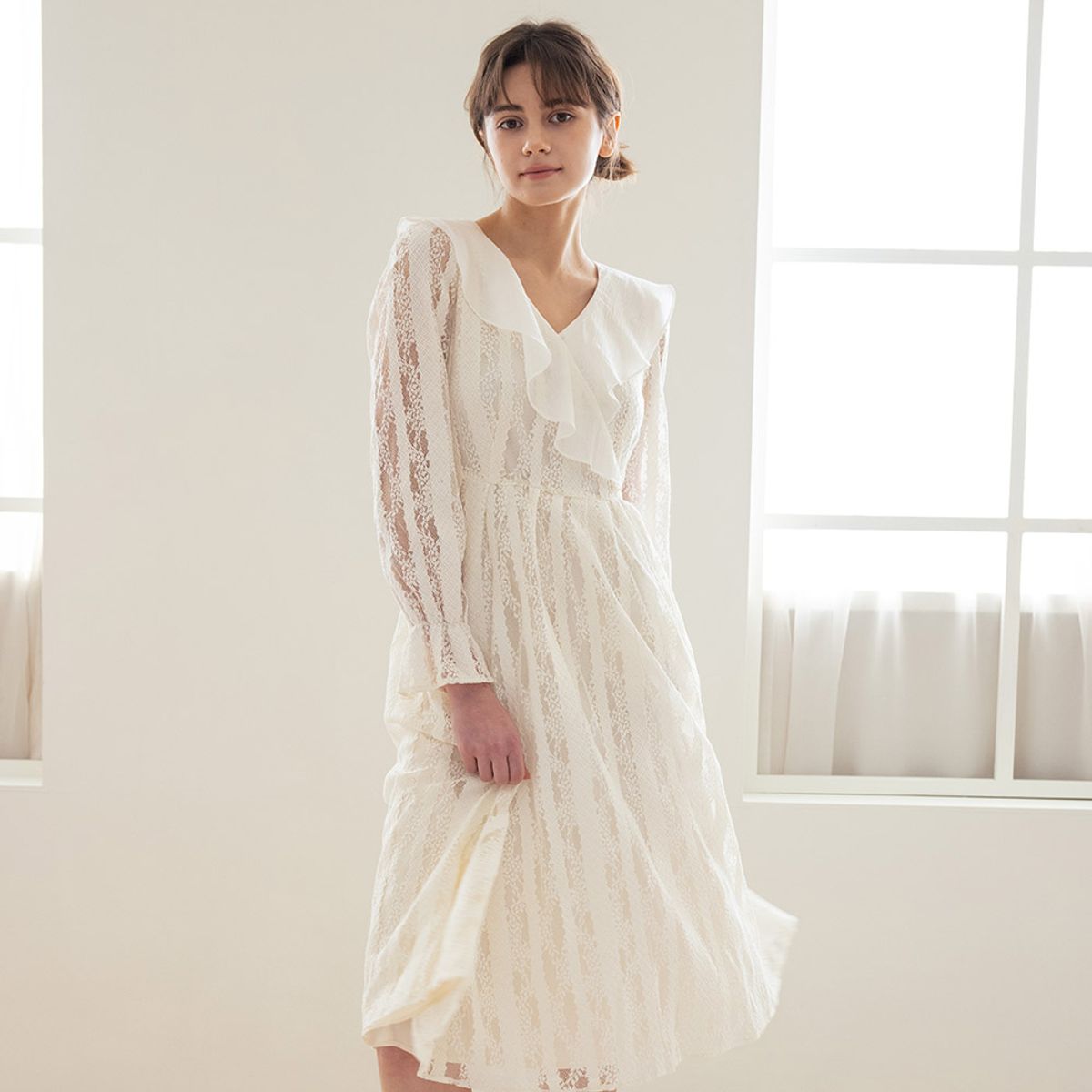 웬스데이딜라잇(WEDNESDAY DELIGHT) WED_Lotus leaf lace dress