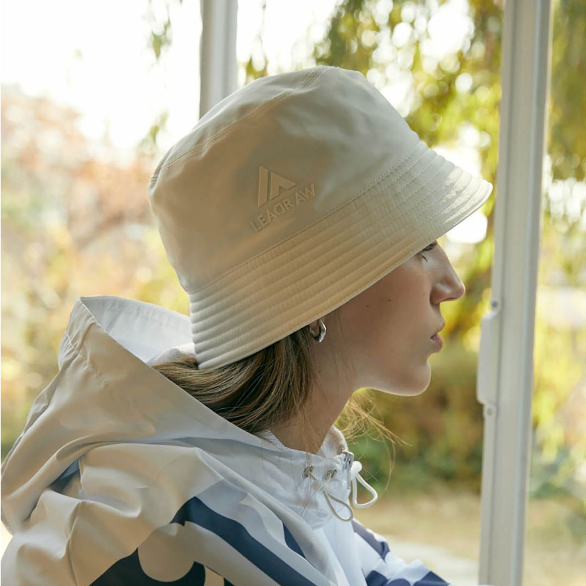 리드로(LEADRAW) C bucket hat _ white