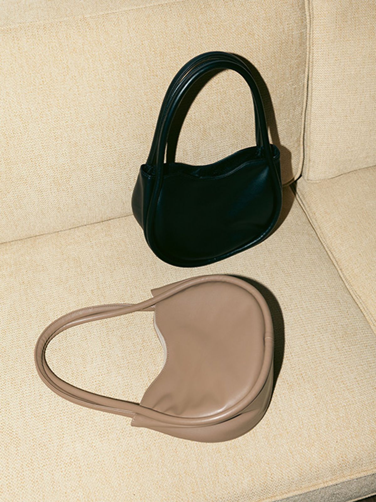 아이띵소(ITHINKSO) TULIP NEAT BAG 튤립 니트백