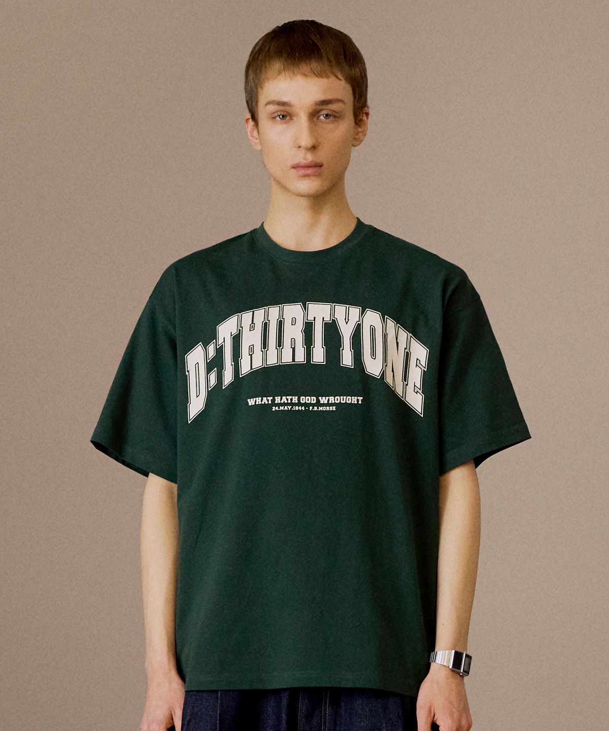 디써티원(DTHIRTYONE) UNIVERSITY LOGO T-SHIRT_DEEP GREEN