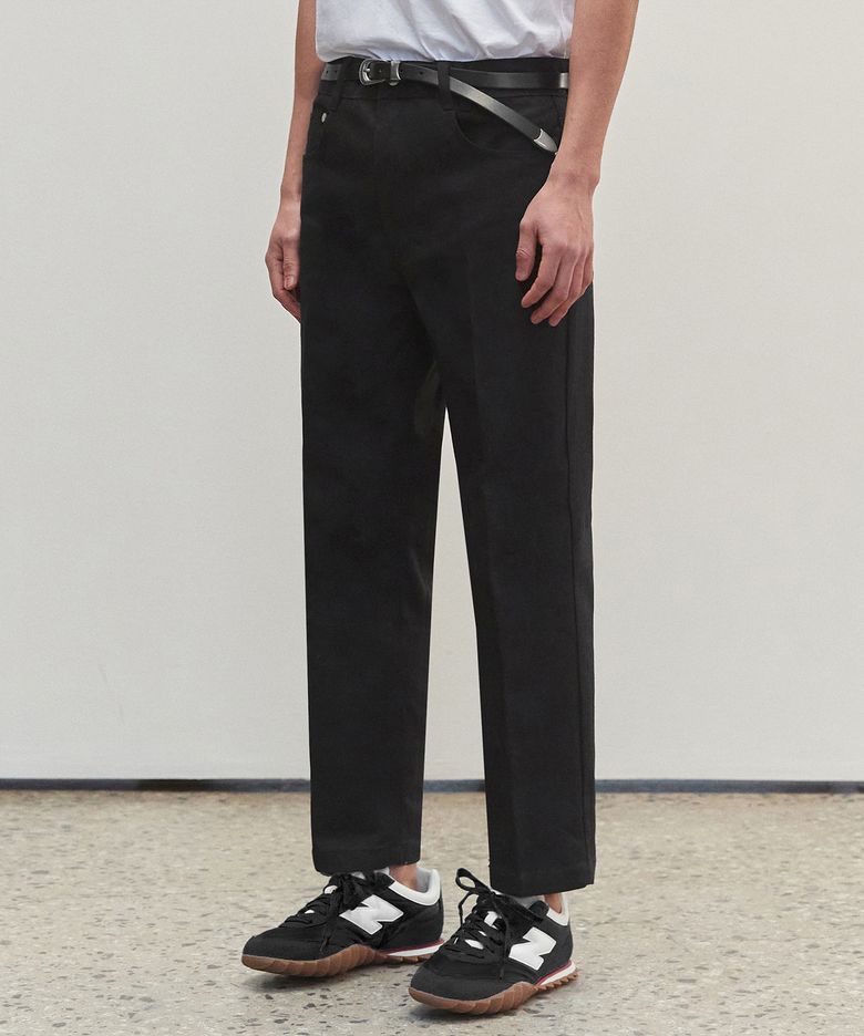 Dawn Cropped Tapered Jeans DCPT001Black