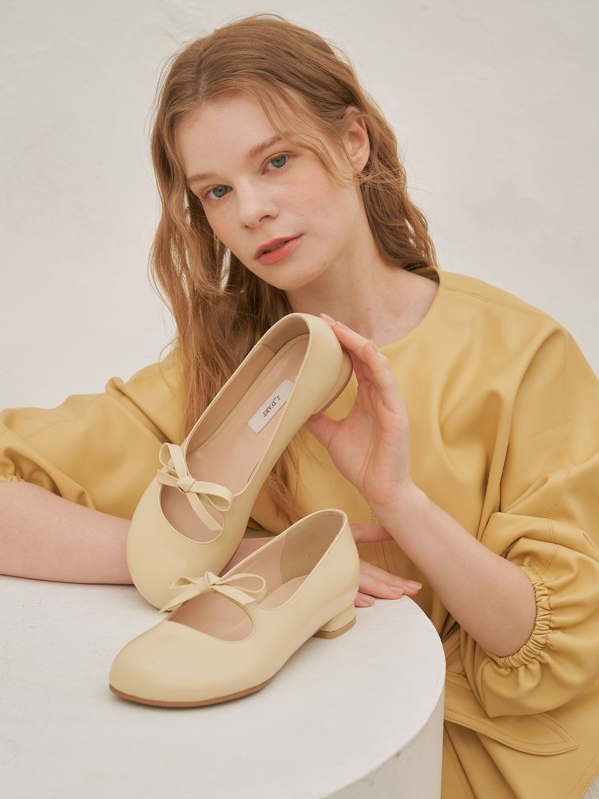 쥬다르(JEU DART) bonjour ribbon flat butter