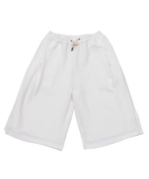 버뮤다 플리츠 와이드 스웻 쇼츠 화이트