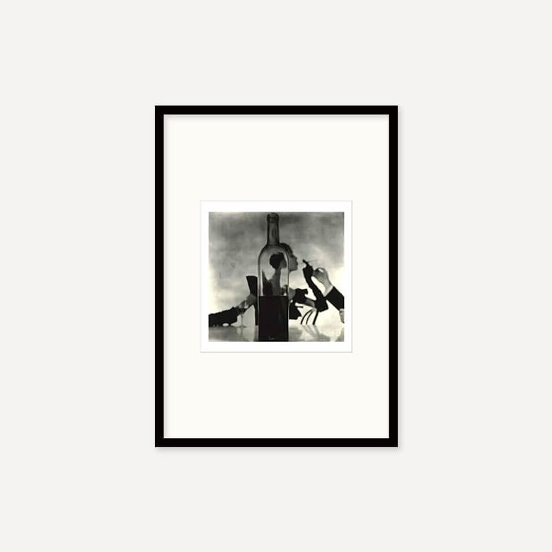 어빙 펜 Man Lighting Girl’s Cigarette (Jean Patchett), 1949 (액자 포함)