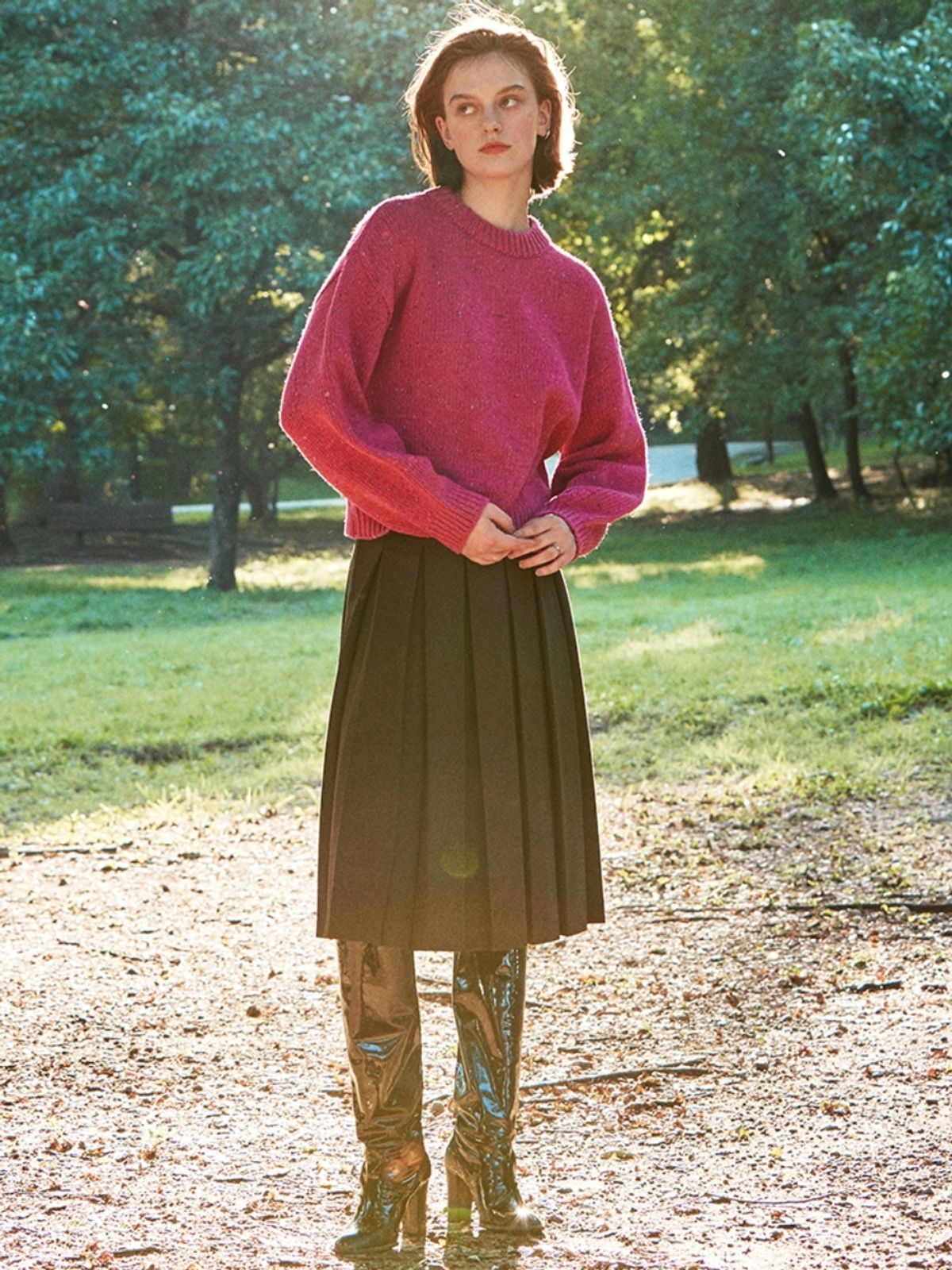 셀리테일즈(CELITAILS) PLEATS MIDI SKIRT_KHAKI