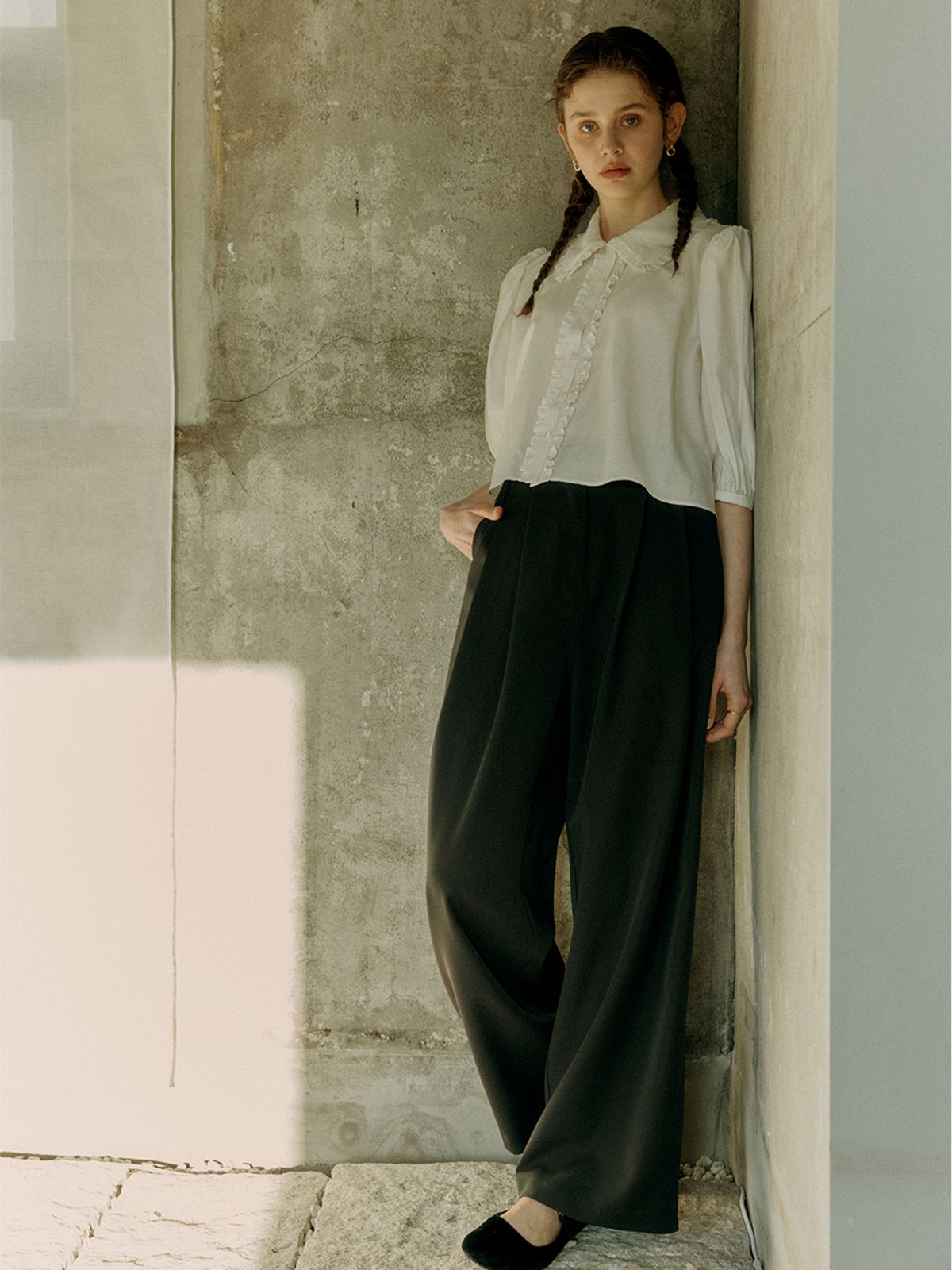 셀리테일즈(CELITAILS) WIDE TUCK PANTS_KHAKI BROWN