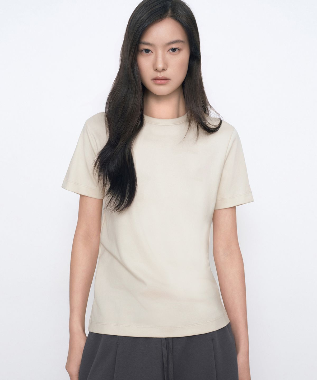 무신사 스탠다드 우먼(MUSINSA STANDARD WOMAN) 우먼즈 베이식 크루 넥 티셔츠 [에크루]