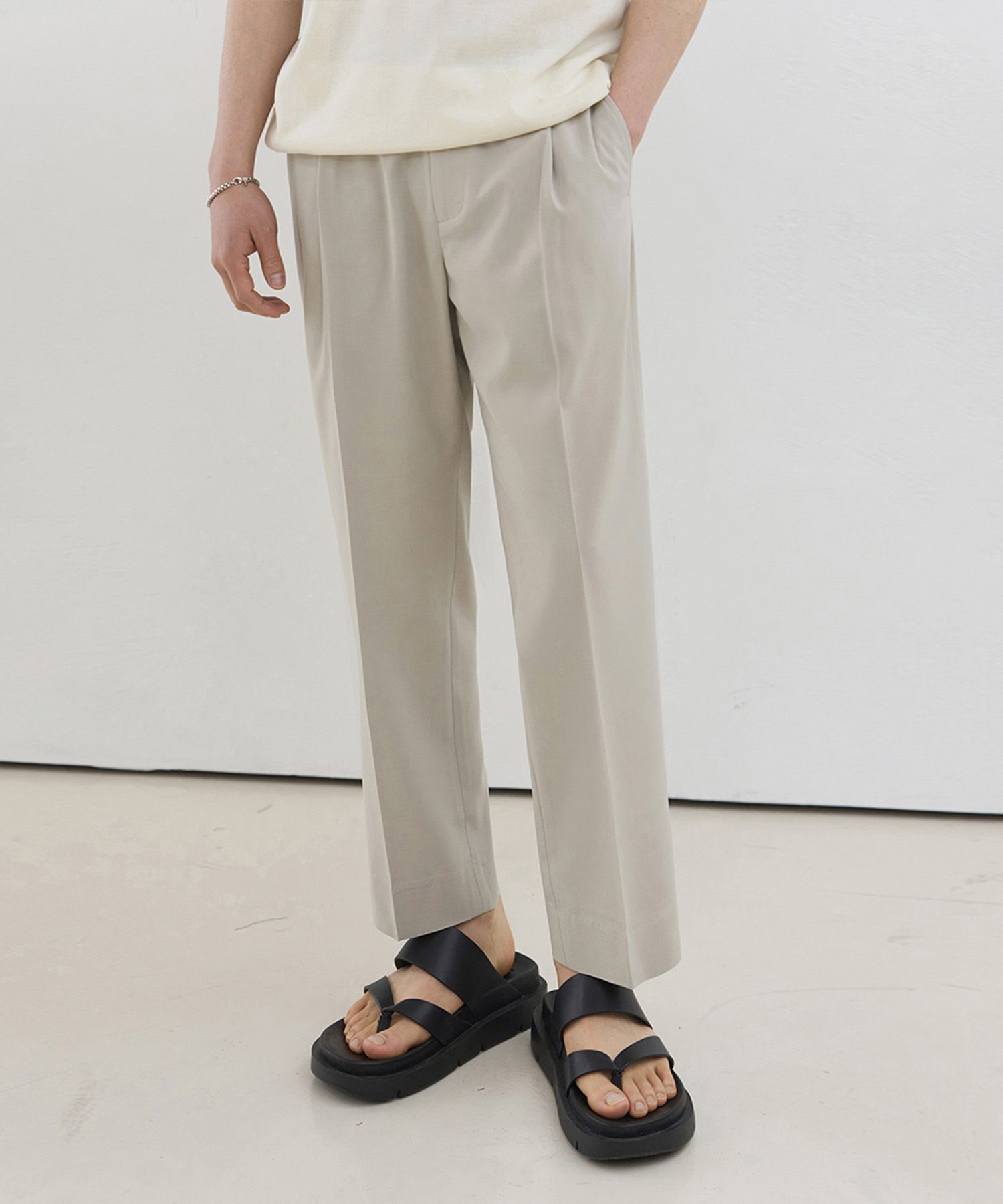 MUSINSA | DRAW FIT One-Tuck Banding Cool Linen Tapered Slacks [OATMEAL]
