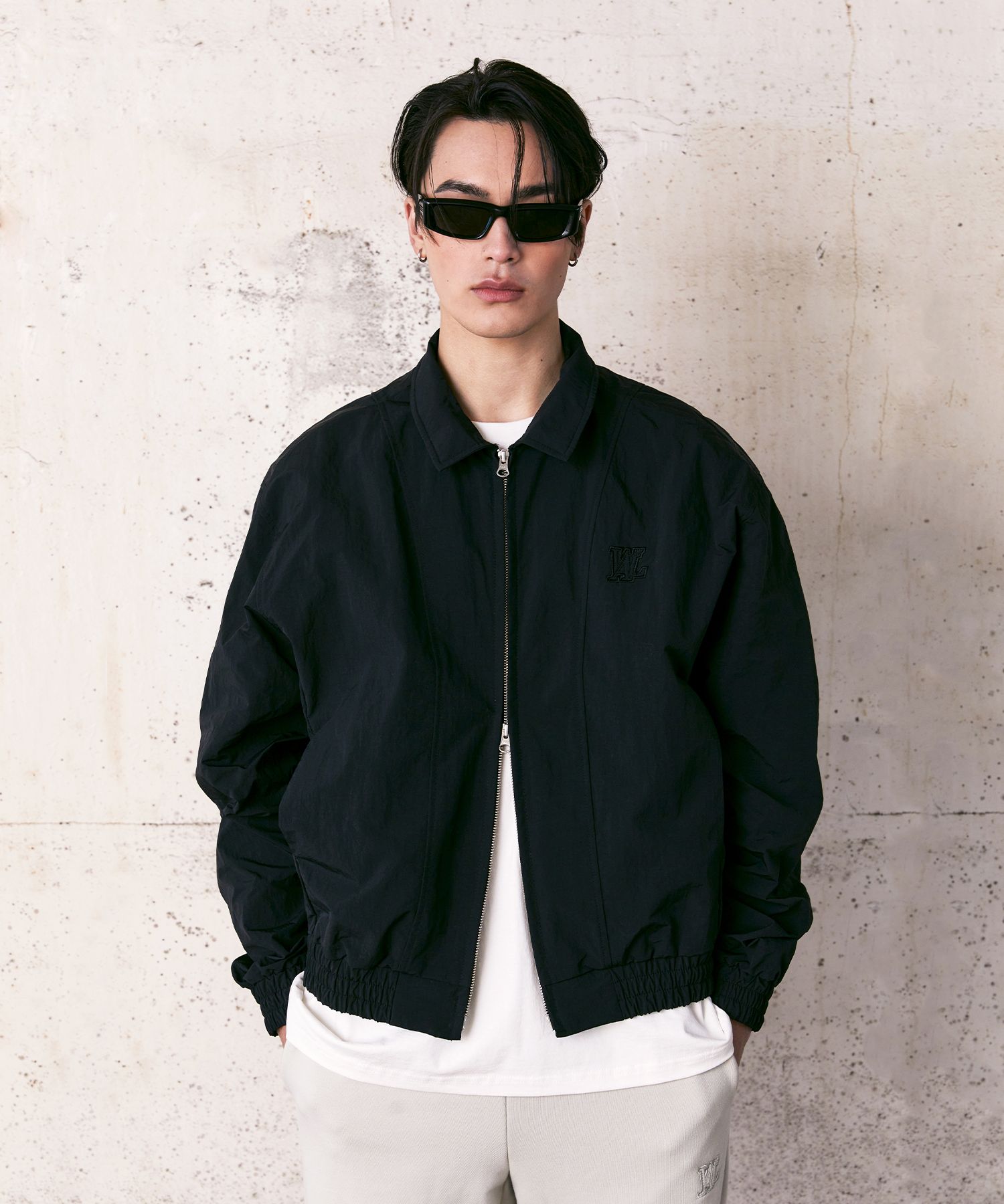 ブルゾン WOOALONG Signature semiover fit nylon blouson BLACK CF1WJP2 MUSINSA公式 | WOOALONG Signature semi-over fit nylon blouson