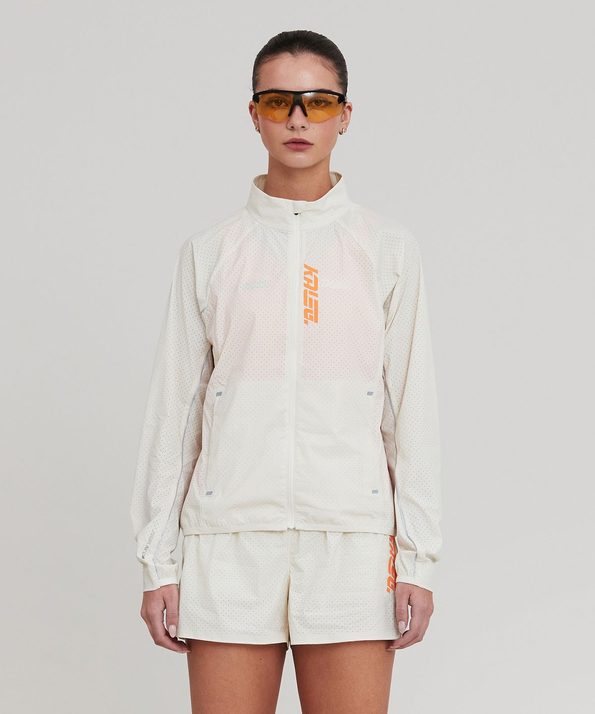 칼렉(KALEG) WOMENS AIR BLADE WIND JACKET (ATHLETIC)_IVORY
