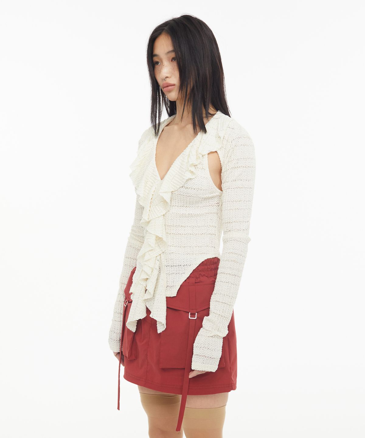 쿄(KYO) 컷아웃 프릴 져지 레이스 티 크림
