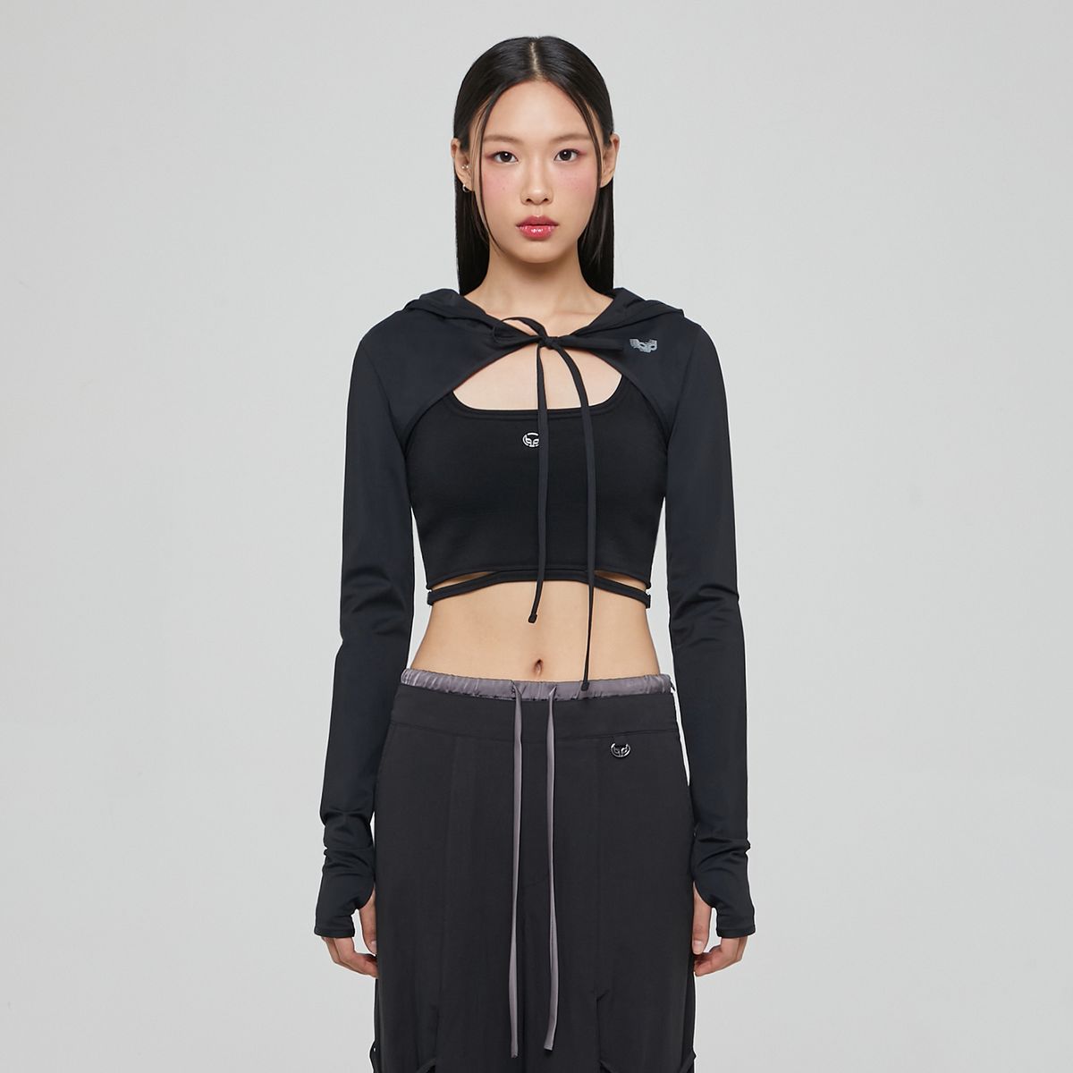 라라폭스(LALAFOX) CUT OUT CROPPED BRA TOP BLACK BP2BR002