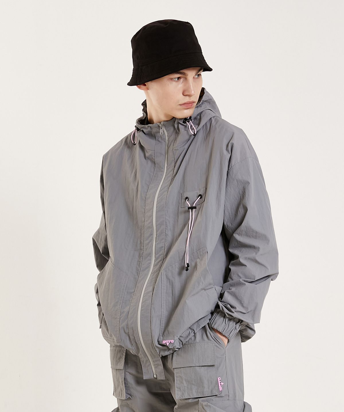 슈브토(SHVTO) Windbreaker hooded gray jacket