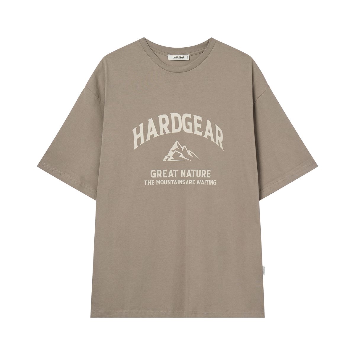 하드기어 어패럴(HARDGEAR APPAREL) 마운틴 로고 티 베이지