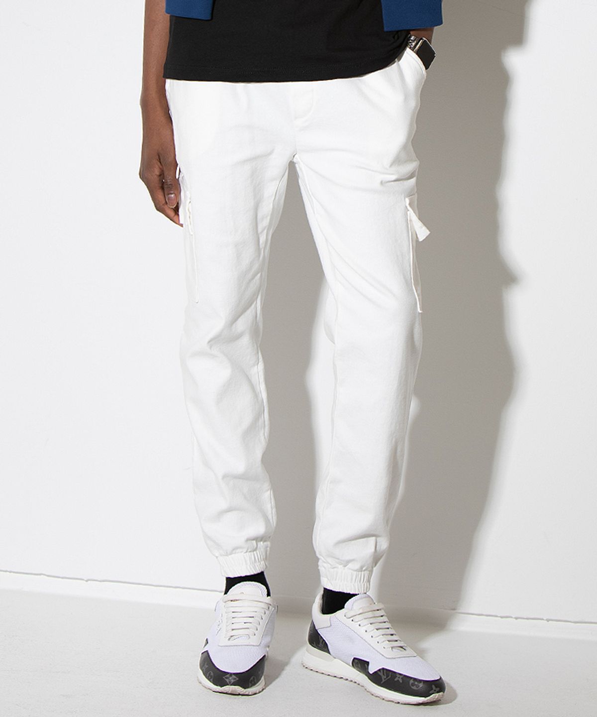 스트라이크(STRIKE) 릴렉스 카고 조거 팬츠 (WHITE)