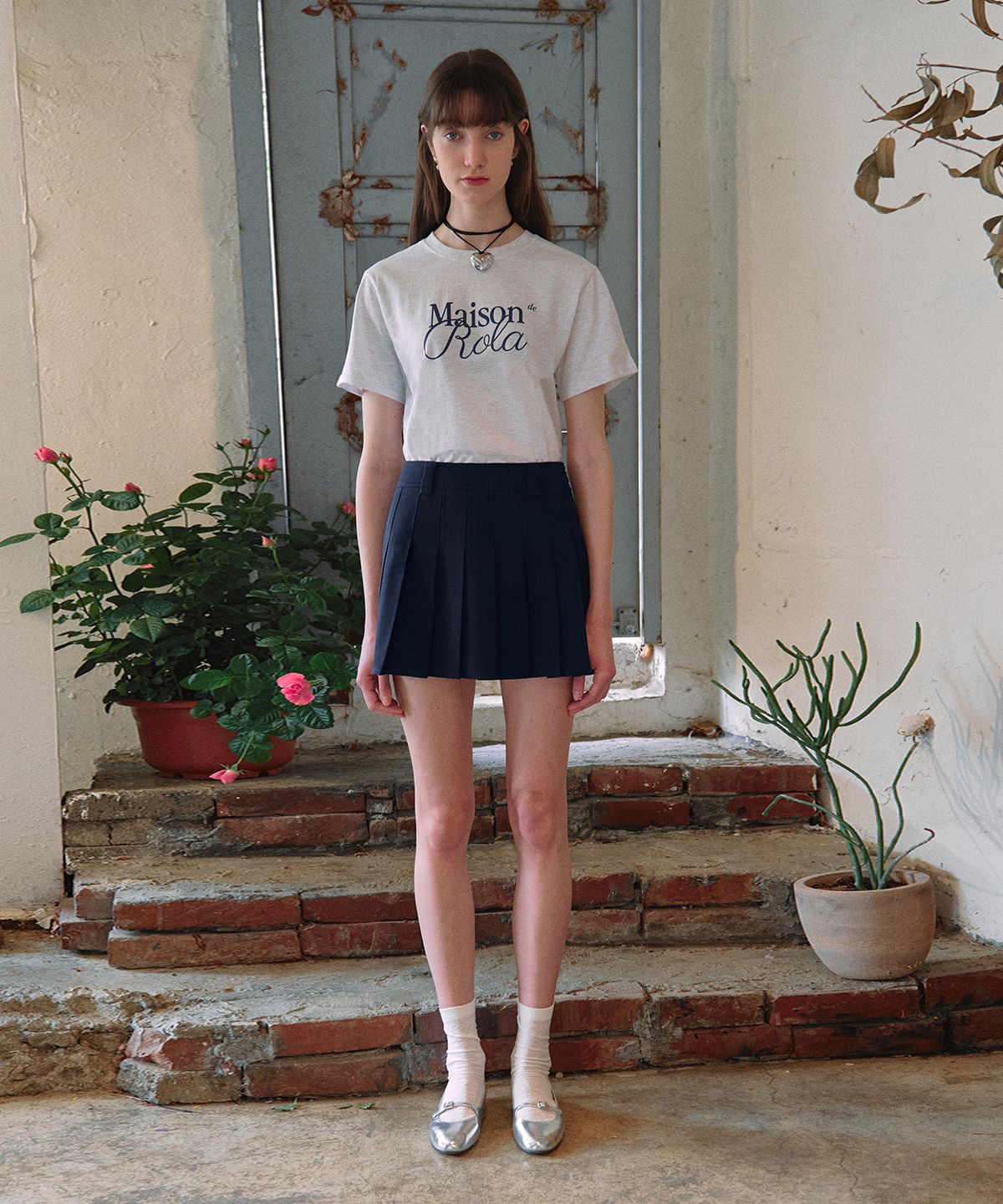 로라로라(ROLAROLA) PLEATS MINI SKIRT NAVY