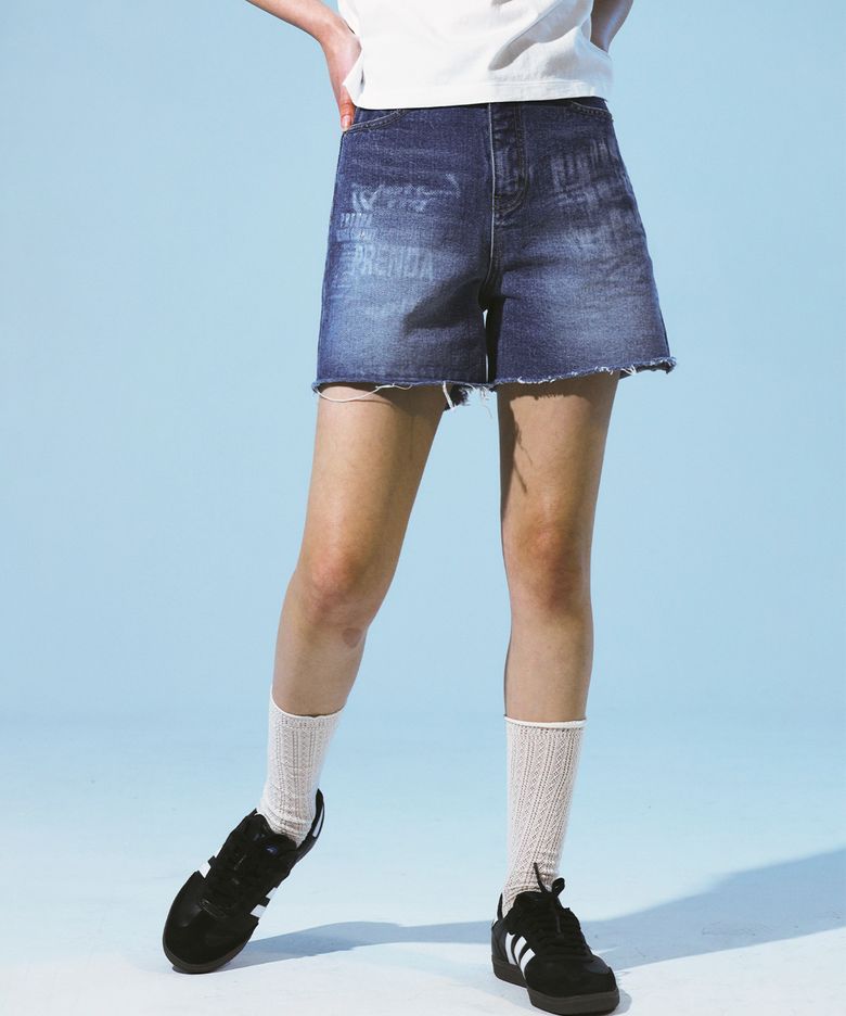 DISTORTED PRINT DENIM SHORTS BLUE