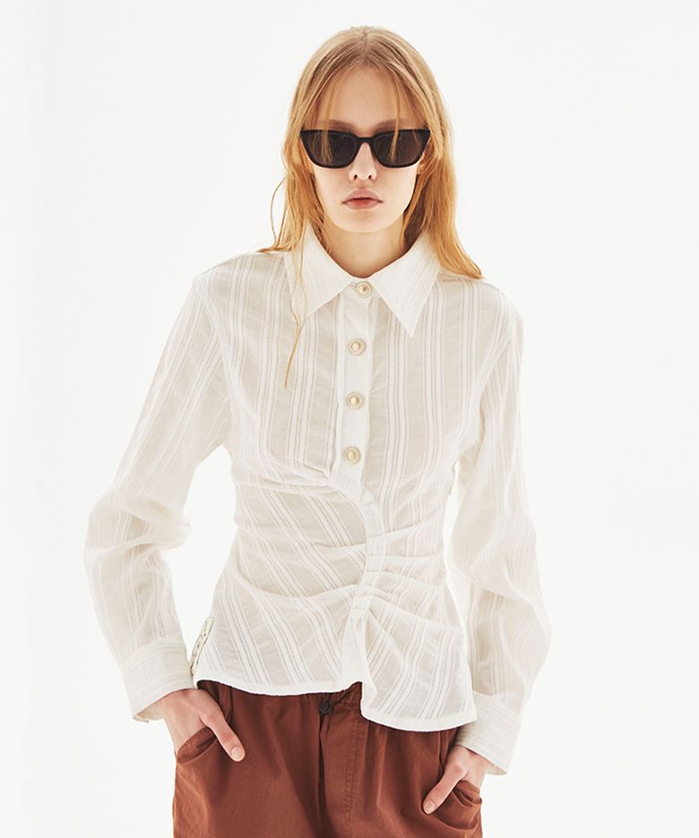 [LINE] Twisted Button Collar Blouse