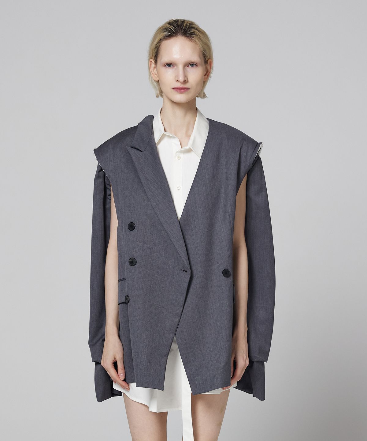 므아므(MMAM) Signature off sleeve origami blazer