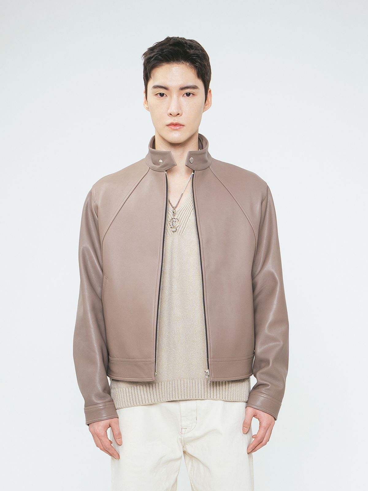 슬로우유니버스(SLOWUNIVERSE) LAMB SKIN CHINA COLLAR (BROWN)