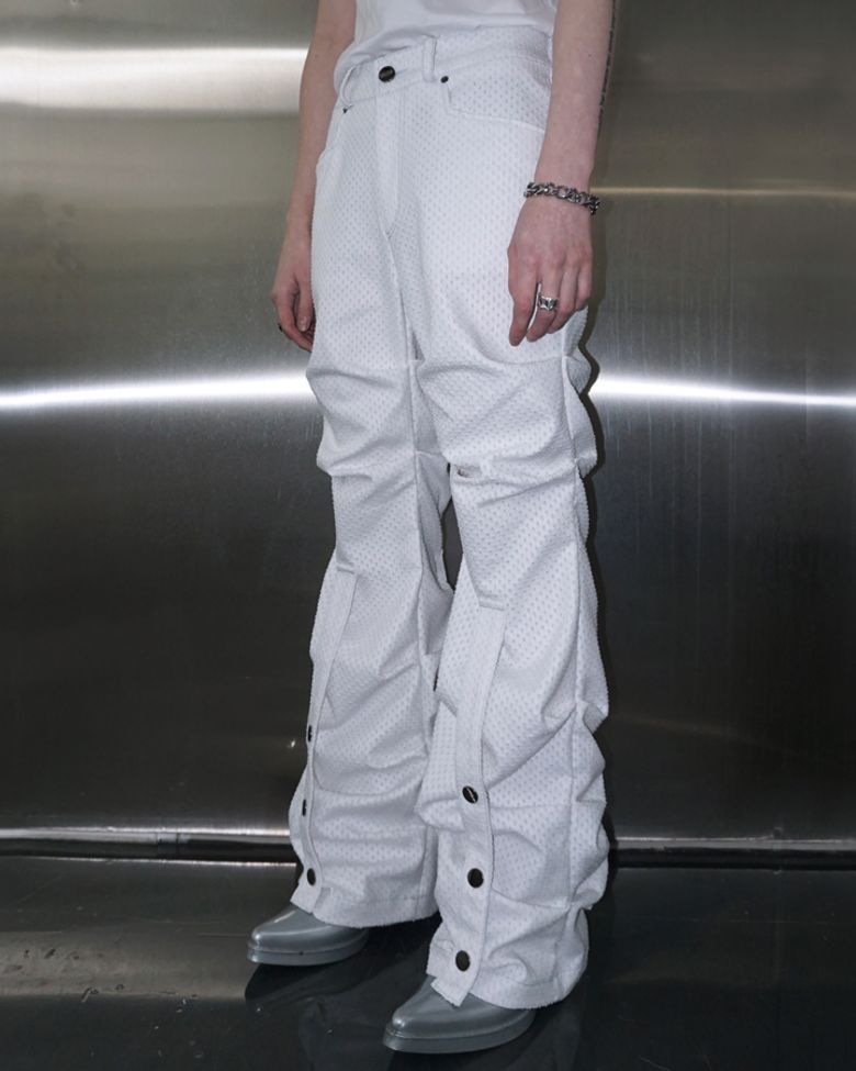 CRUMBLE PUNCHING DENIM PANTS (WHITE)