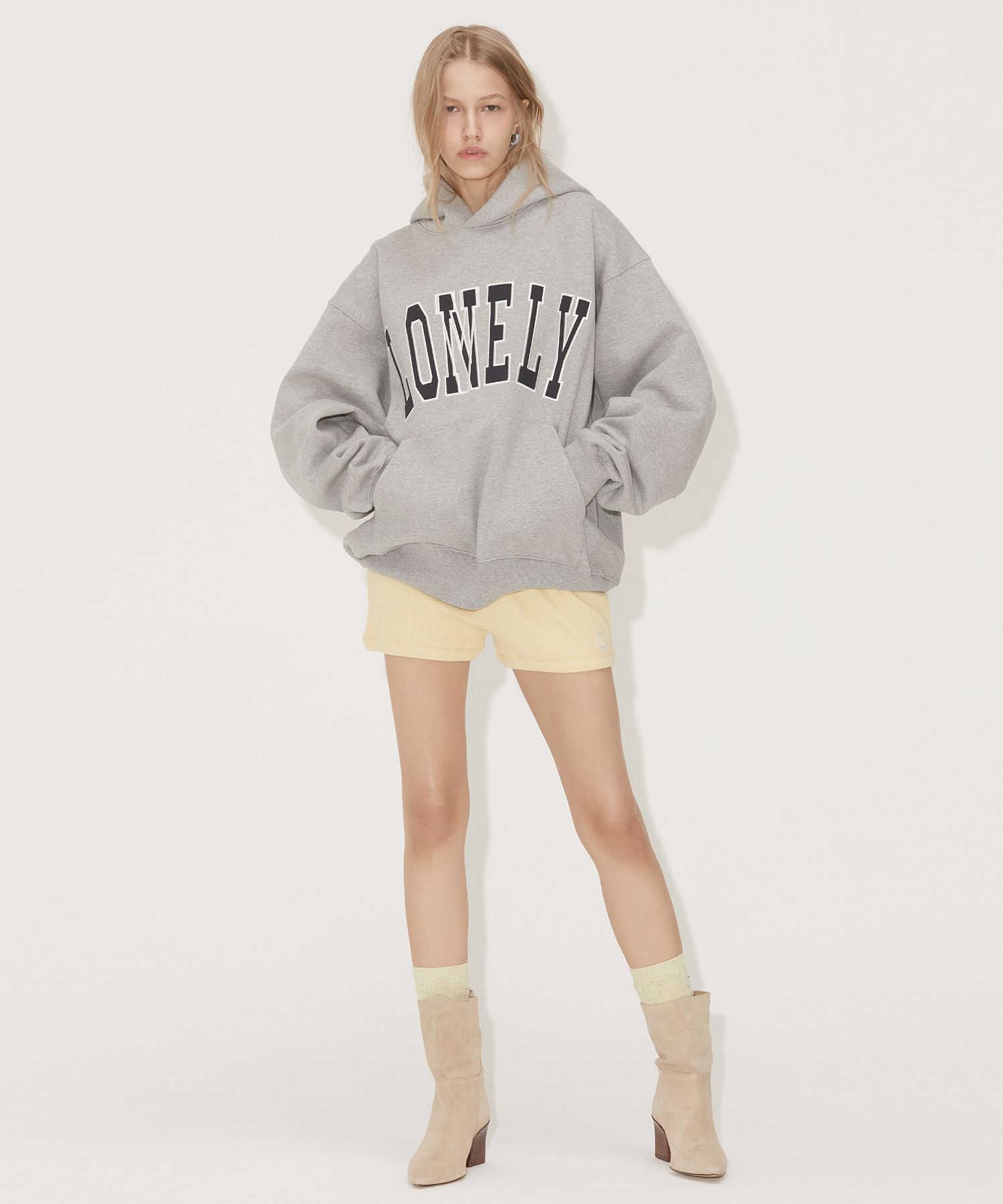 ★韓国の人気★【NOHANT】★LONELY/LOVELY FLUFF HOODIE GRA.Y★ ☆韓国の人気☆【NOHANT】☆LONELY/LOVELY FLUFF HOODIE GRA.Y☆